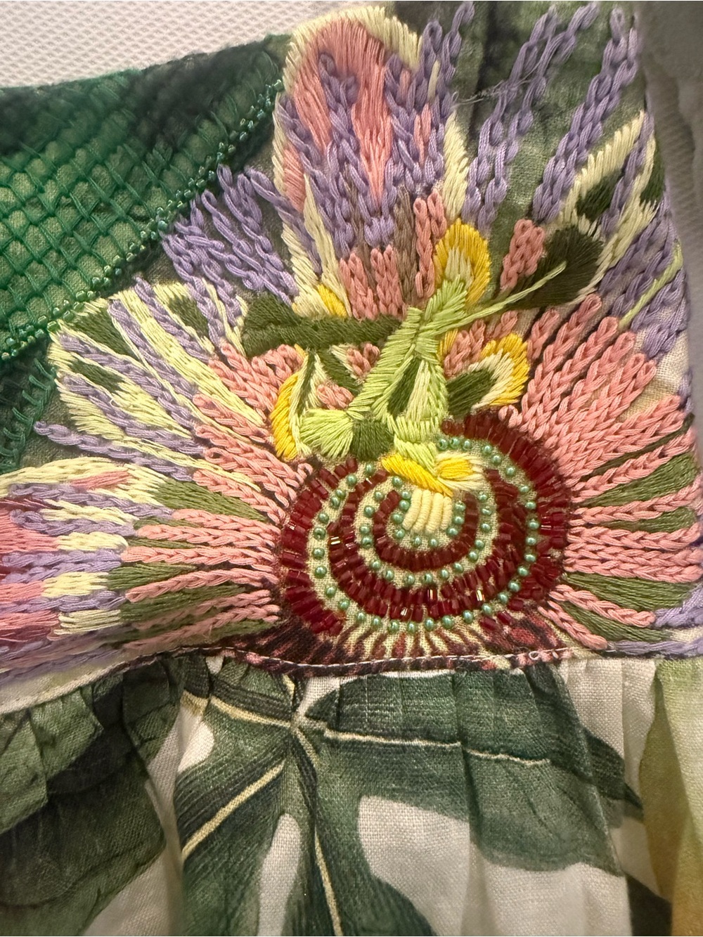 Floral Green linen skirt with embroidery and beading - Picture 7 of 9